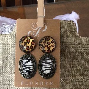 Plunder earrings